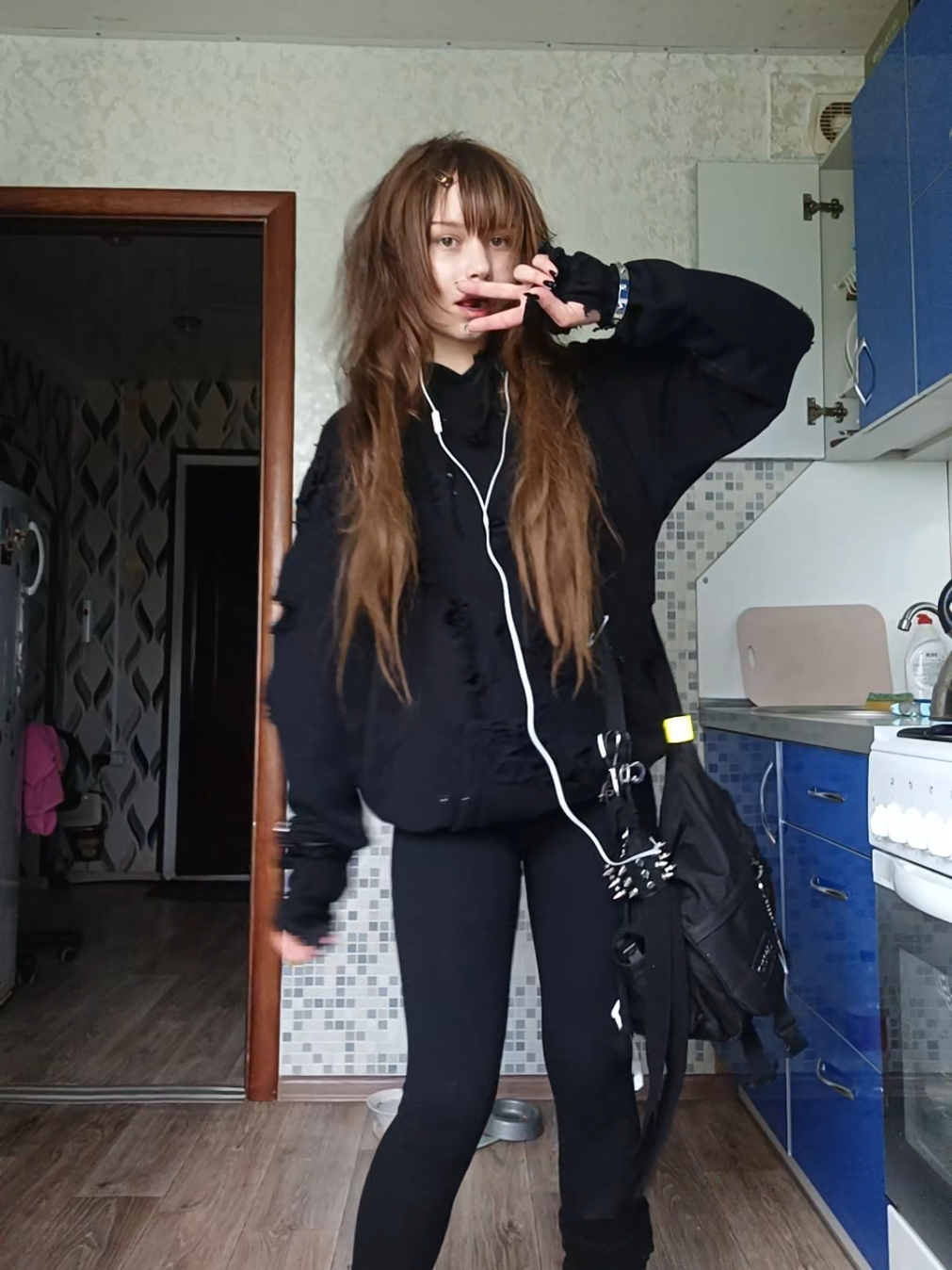 @linokerrrr