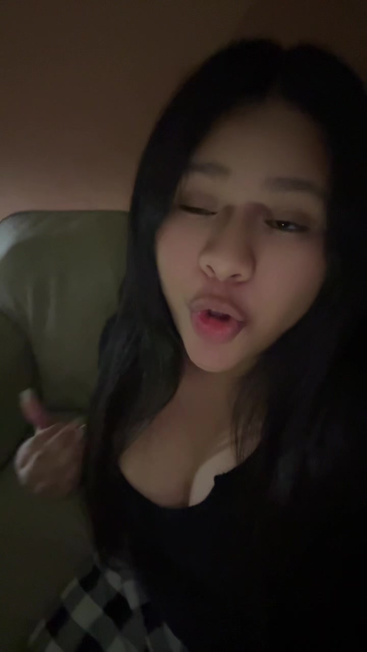 @Emi melanie