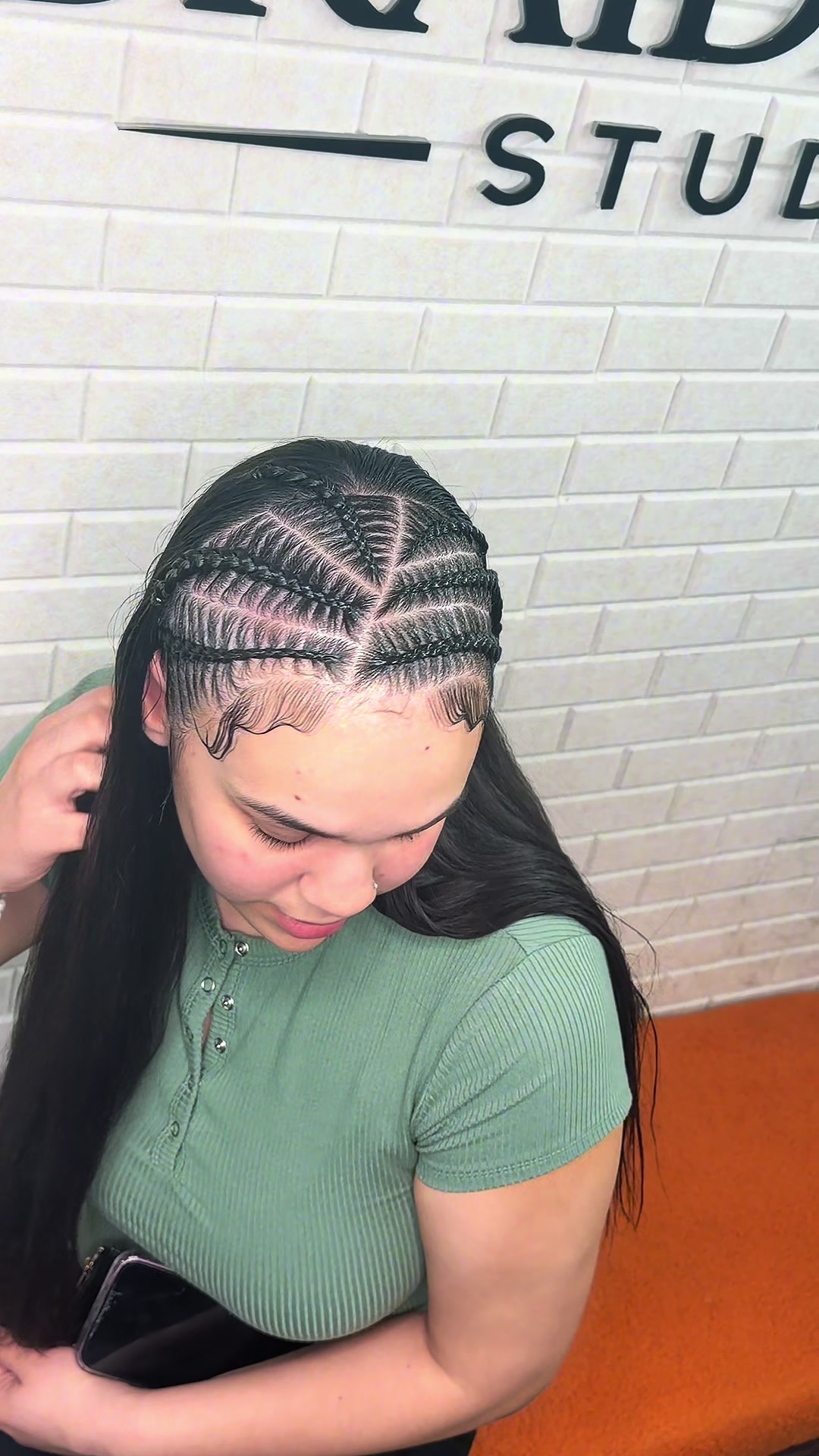 @braidsbyleslie2