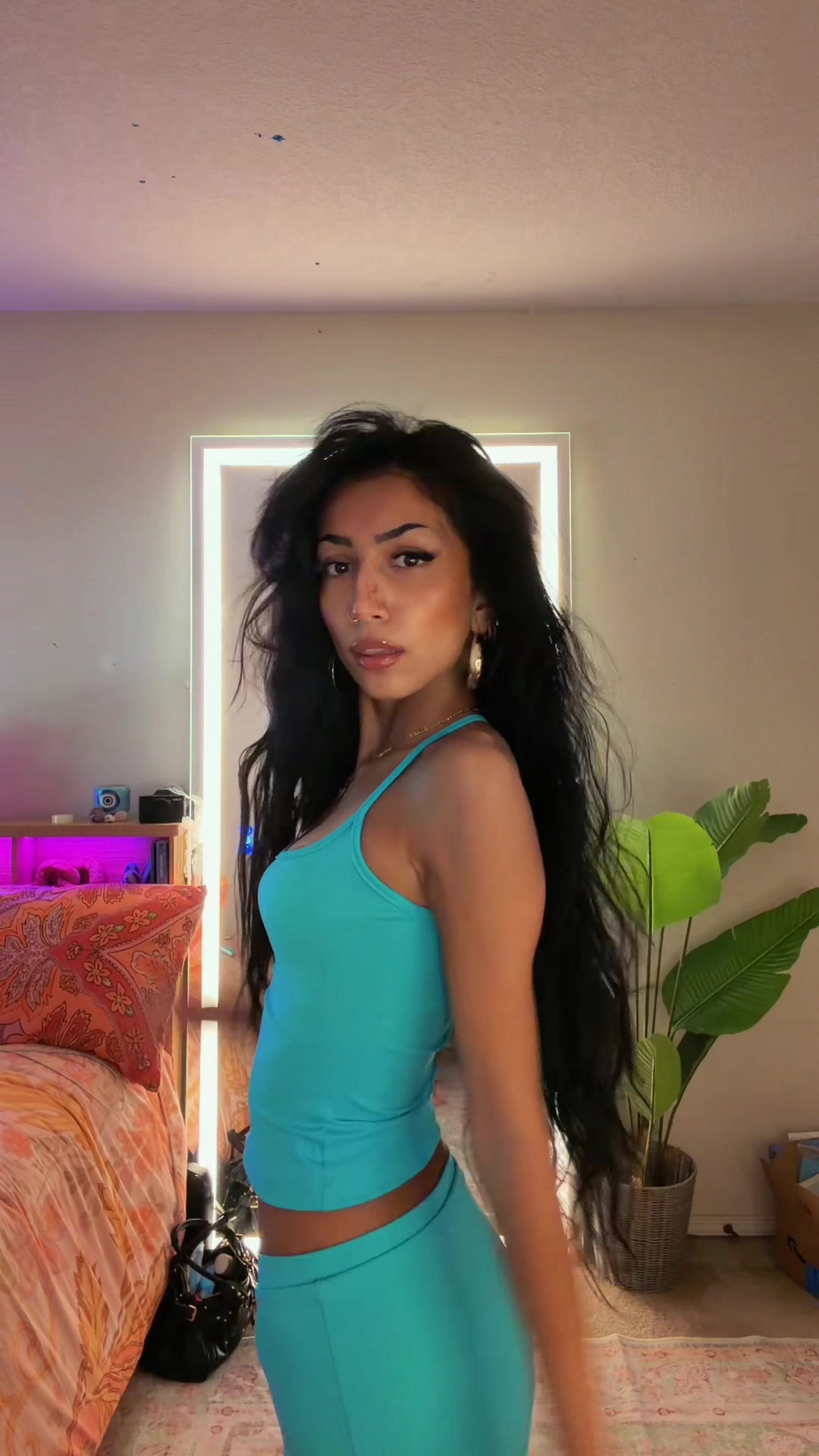@Bella🪽