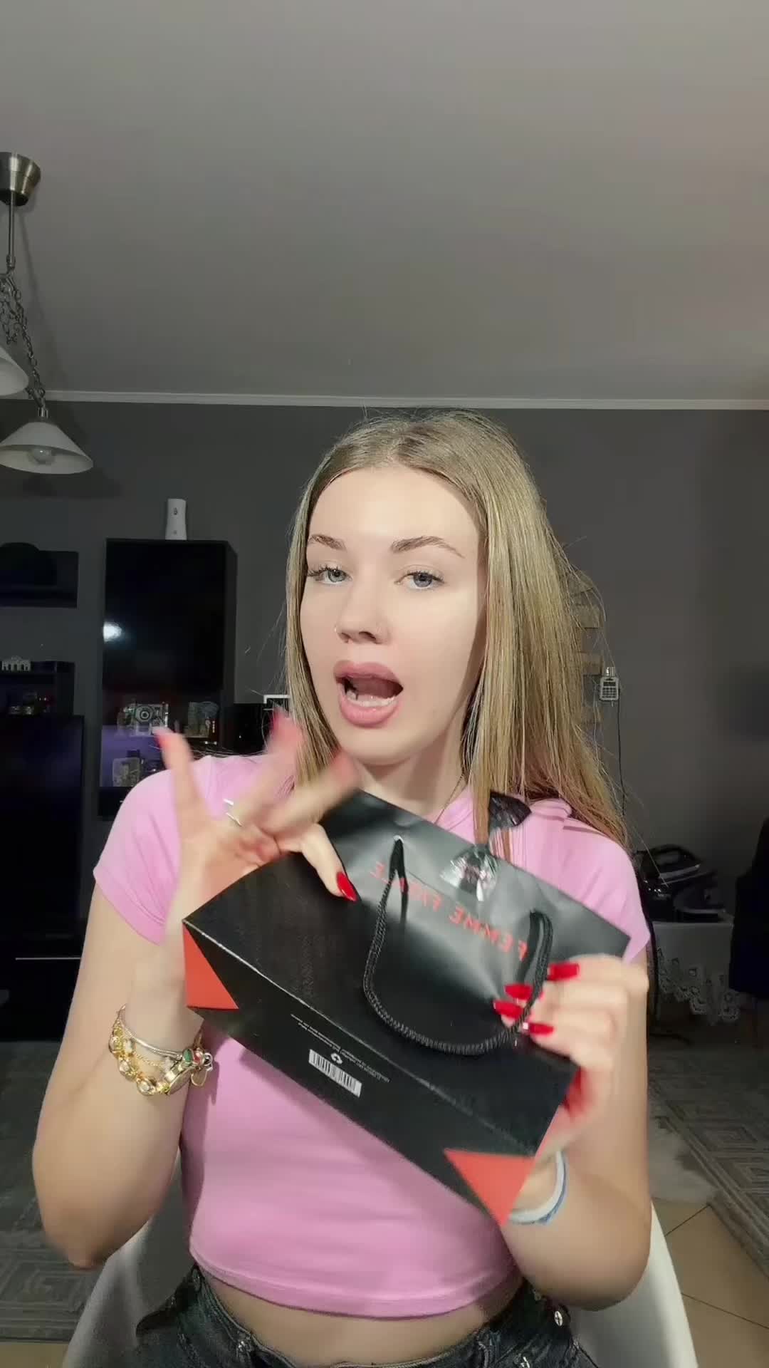 @eve