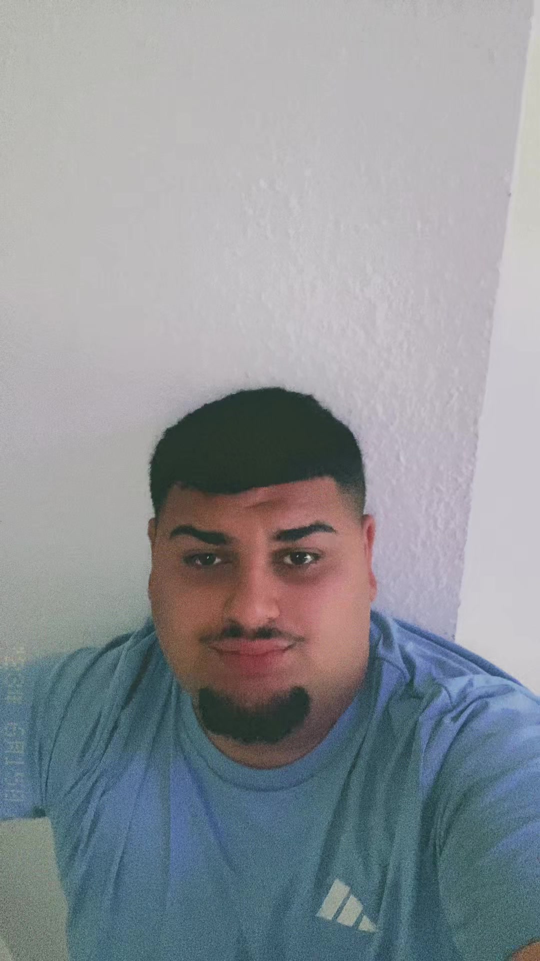 @🔴