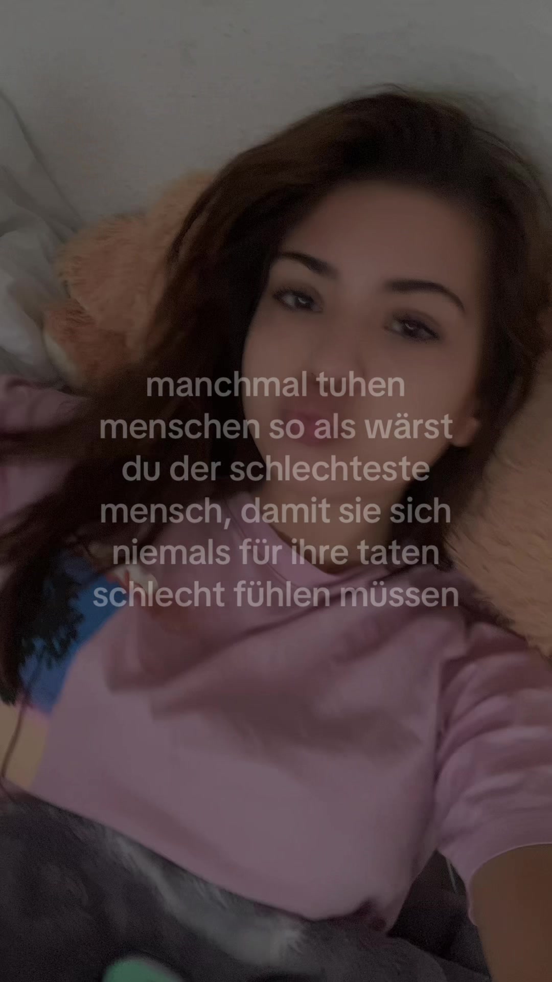@⃟