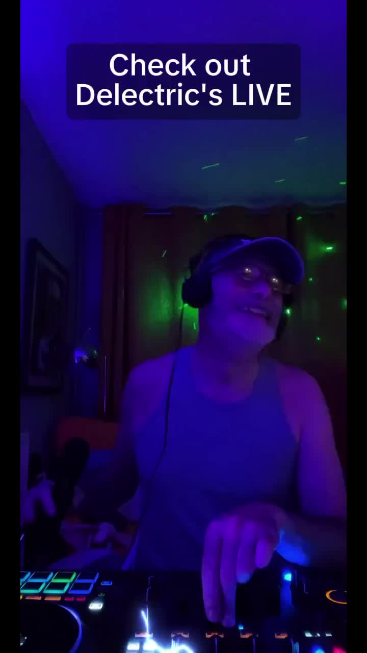 @Riccirambles