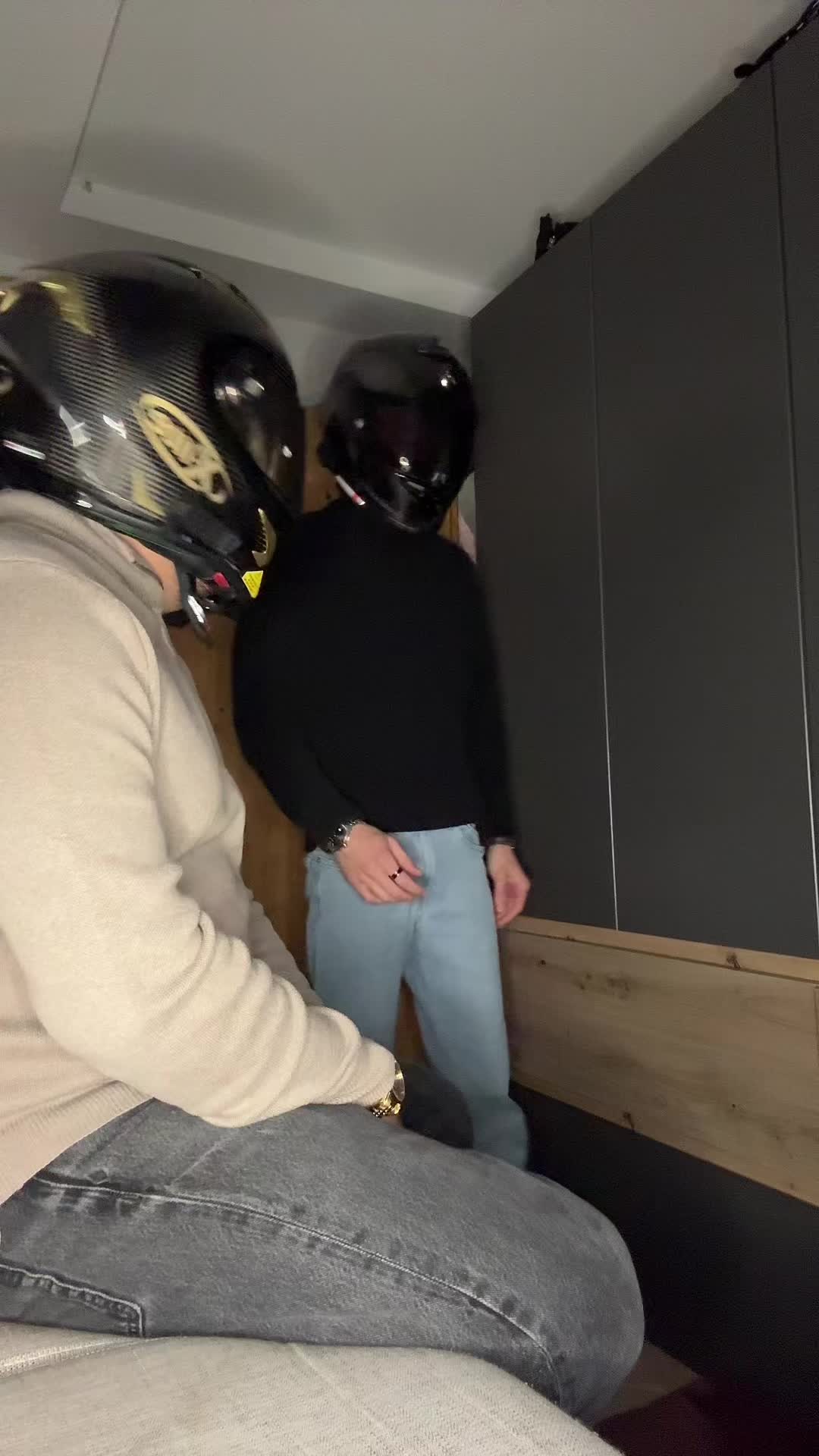 @SΛNX