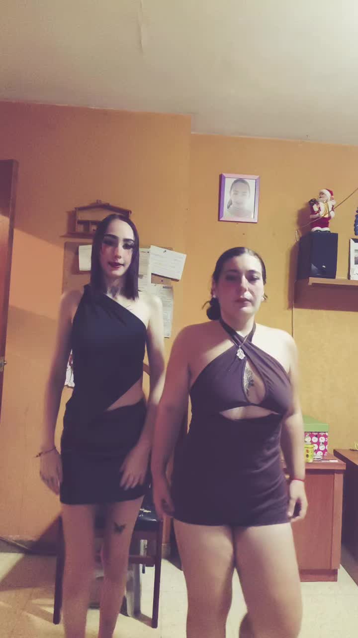 @Melisa Lopez🇷🇴