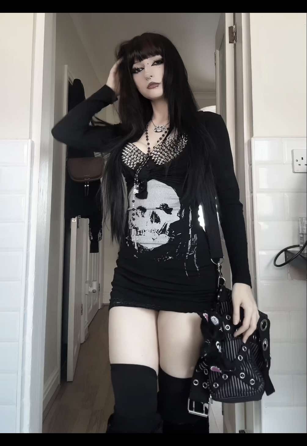 @valeoftears