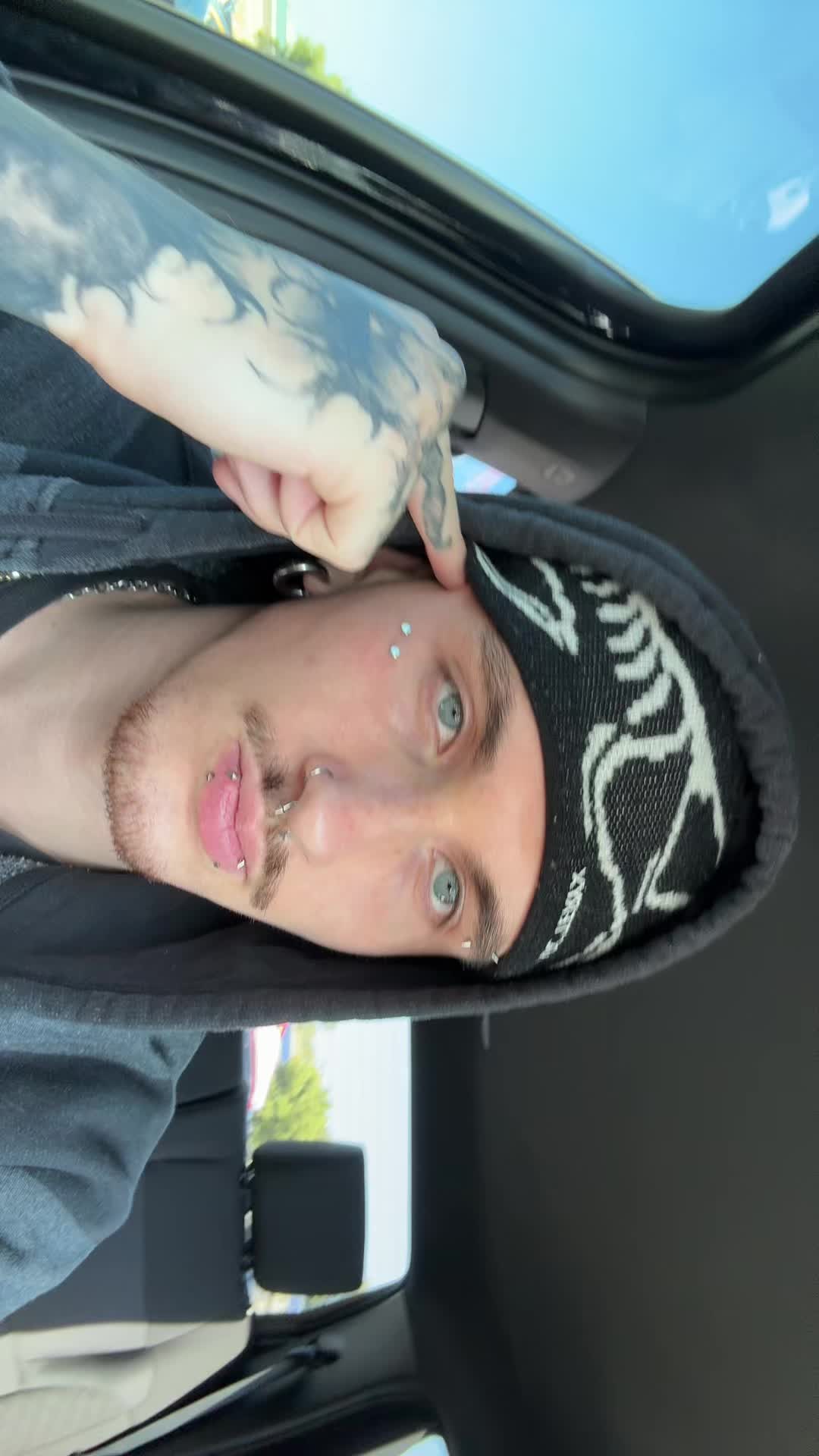 @Unloched