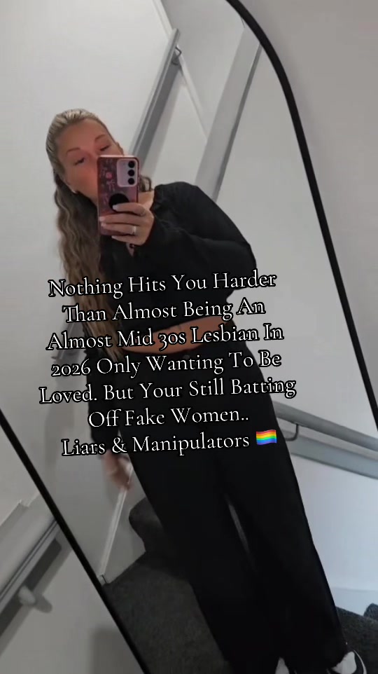 @Tashahaliex 🏳️&zwj;🌈