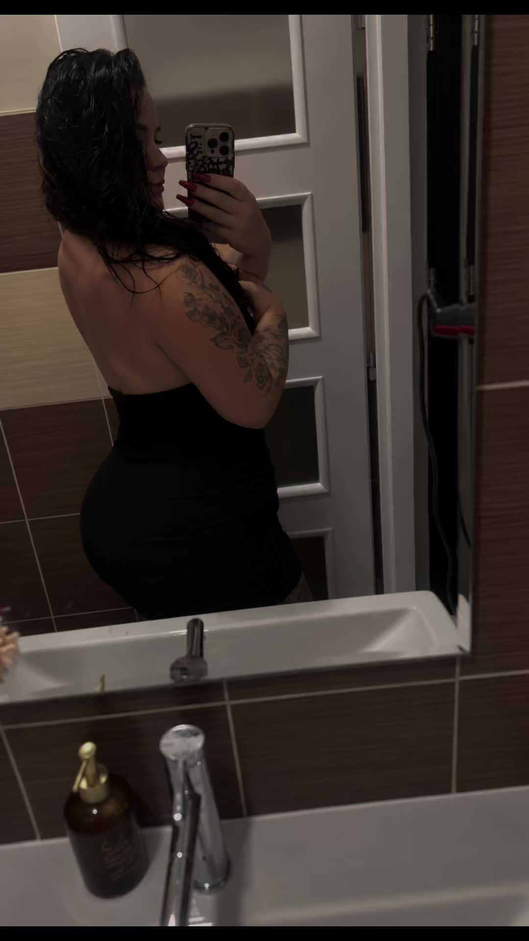 @Adela Sykorova