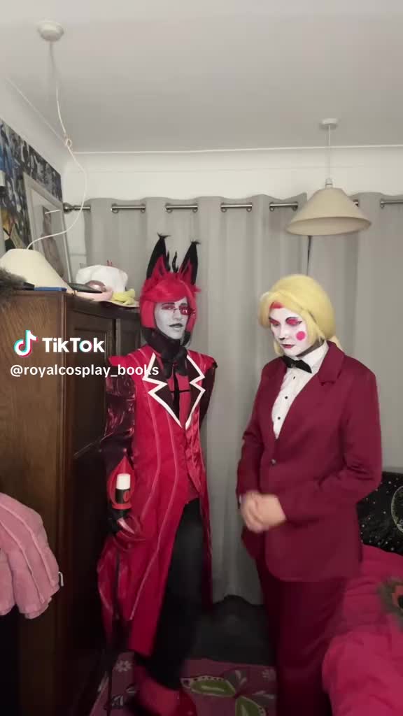 @vox/Alastorcosplay12345