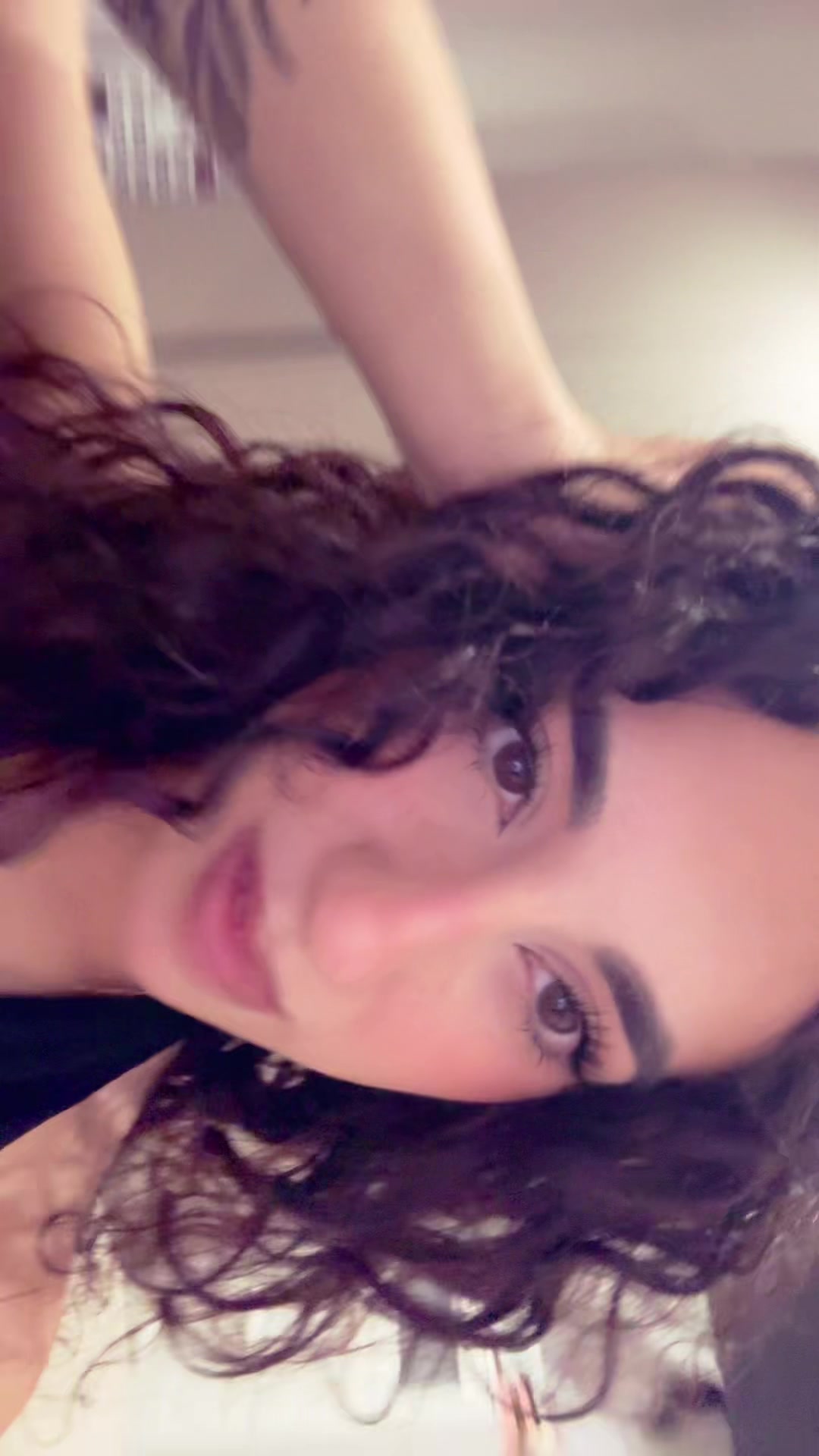 @🖤