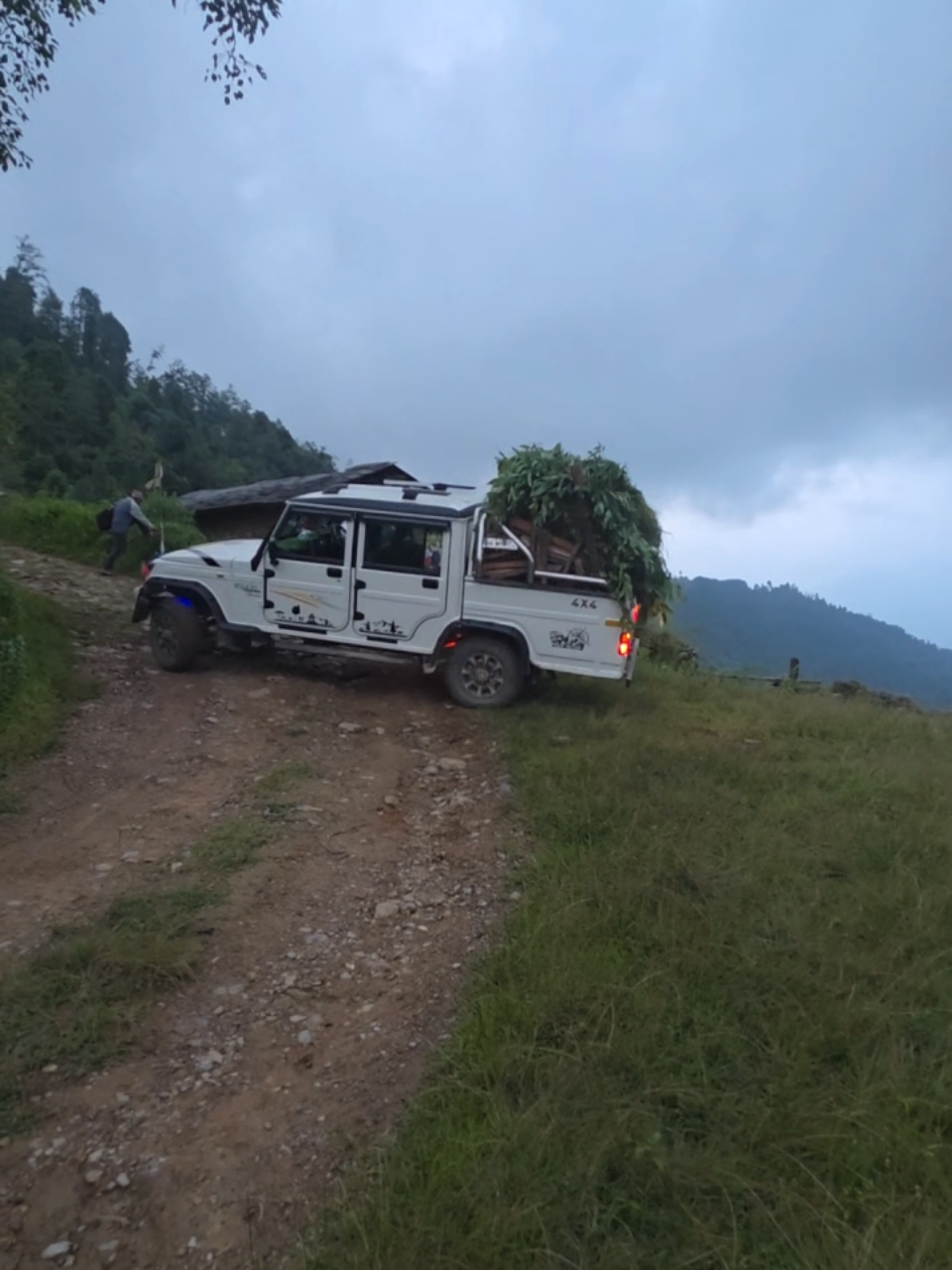 @dipshu tours & travel 694