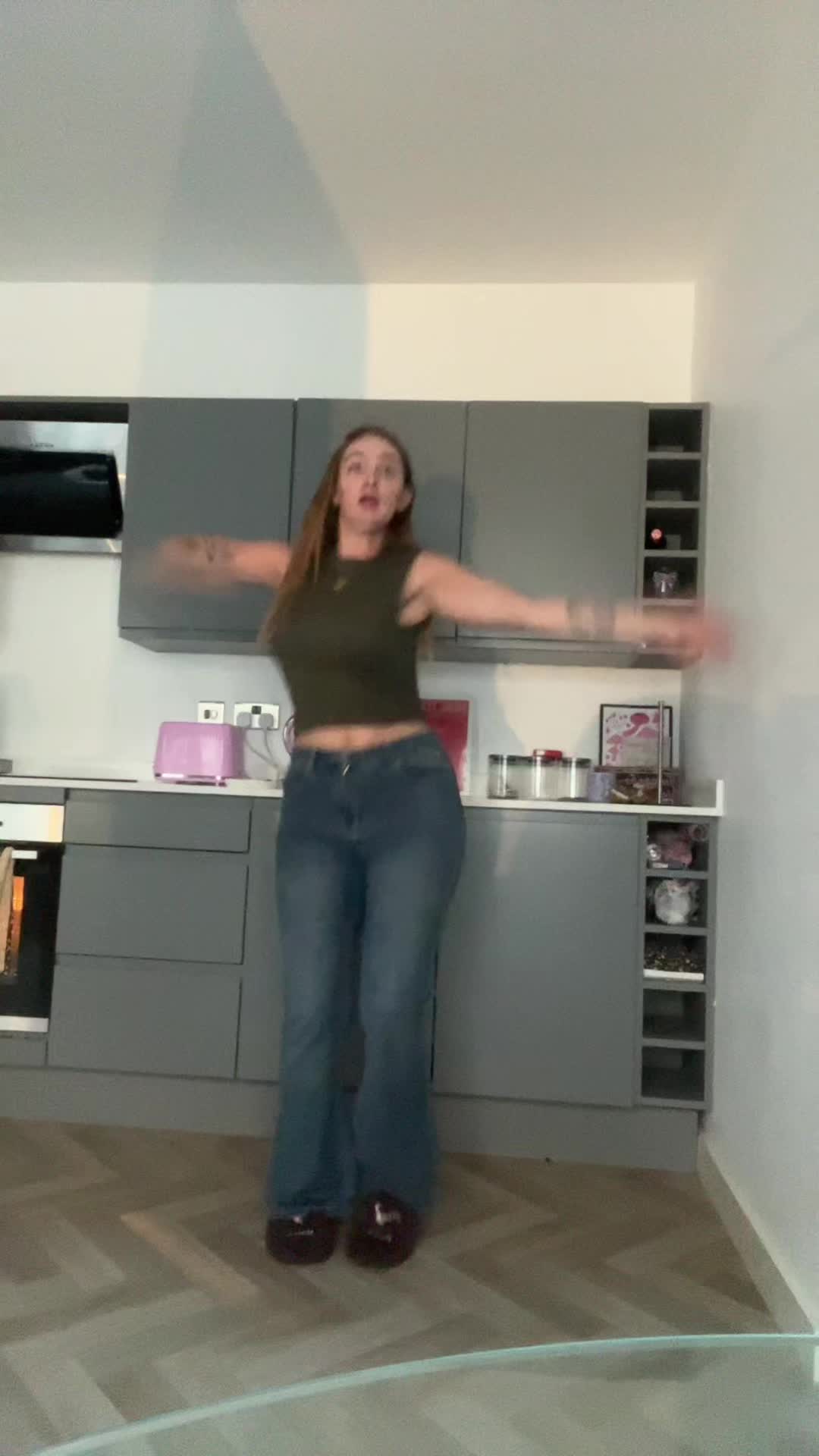 @havealaffwithsaff_