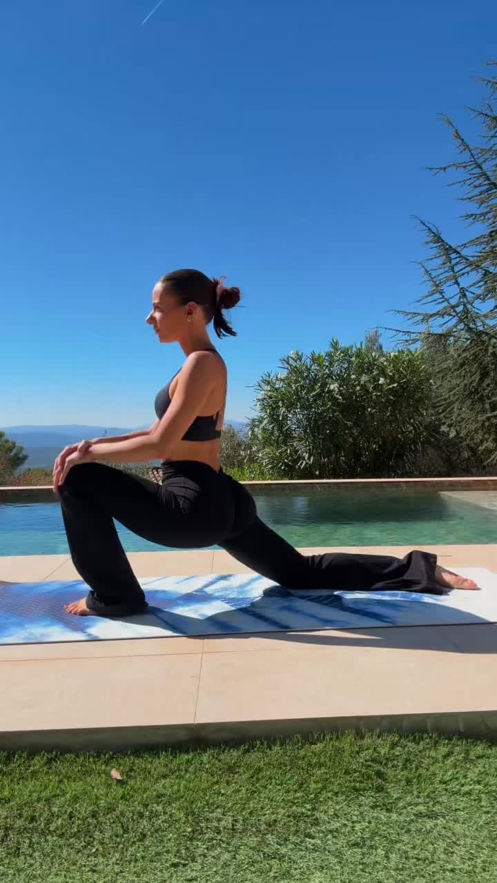 @Lolawoo