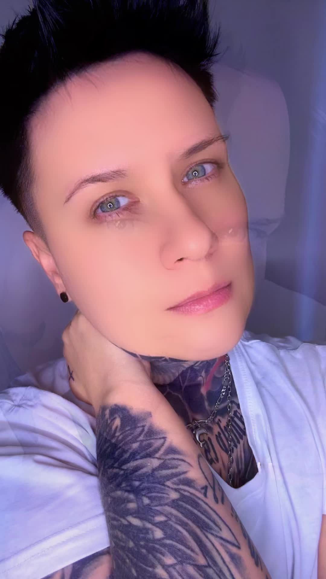 @Lenny🌈