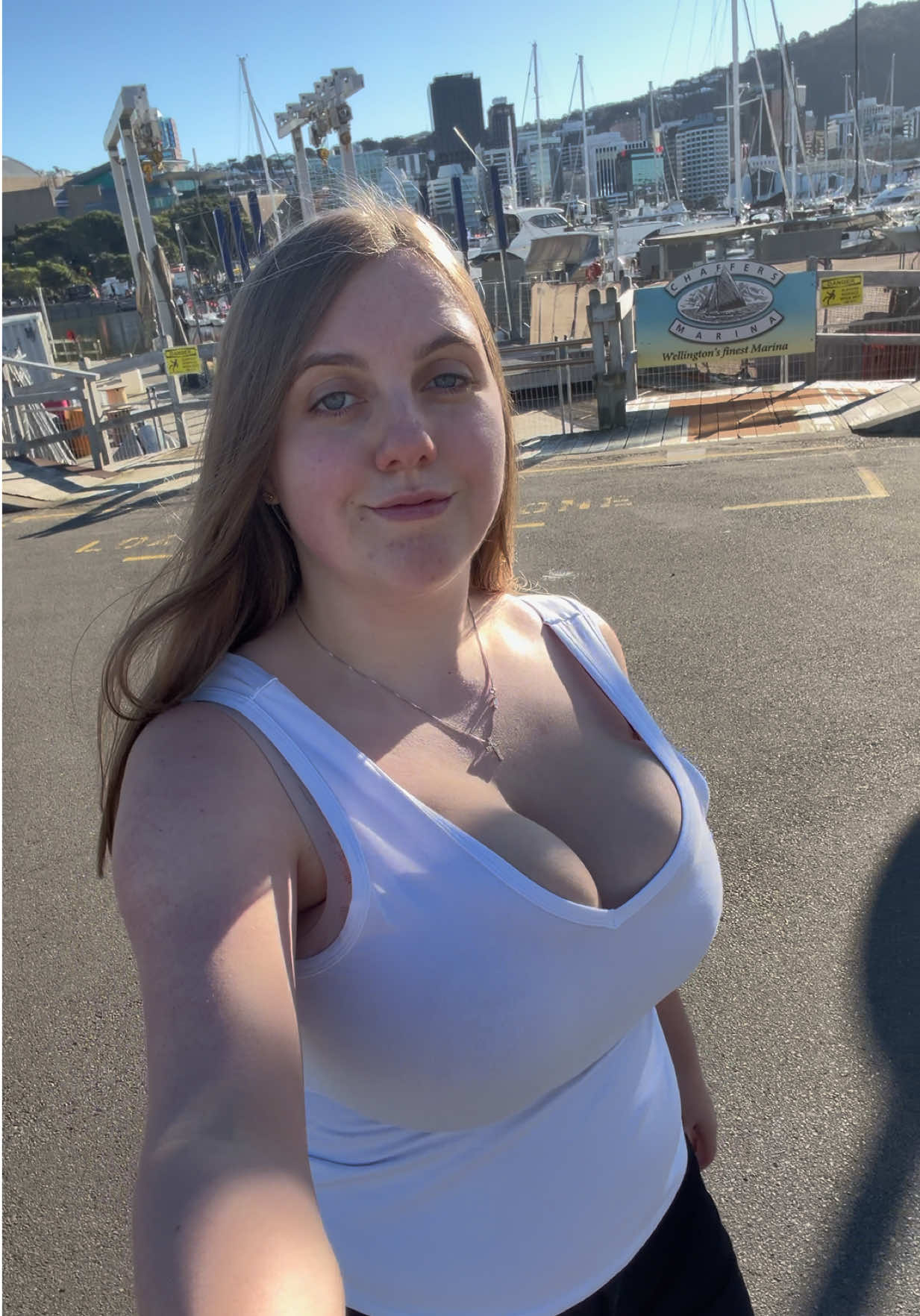 @kiwimilkmaiden