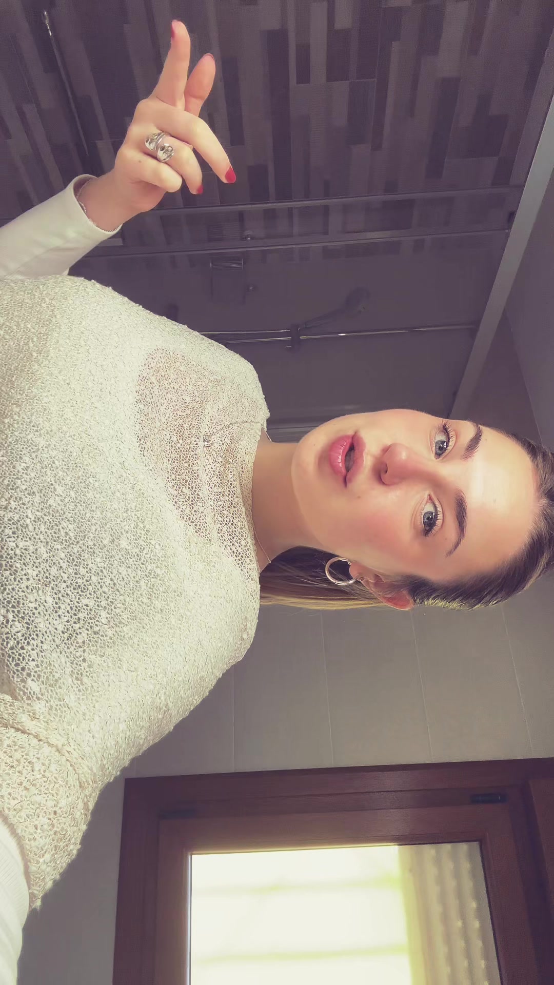 @angeelaortizz