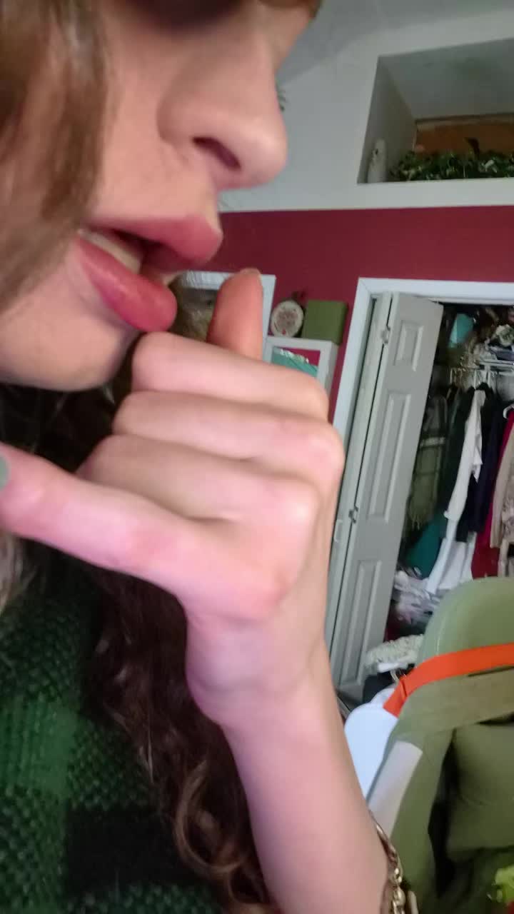 @𝓢𝓽𝓻𝓪𝔀𝓫𝓐𝓻𝓲𝓮🍓🌷🌳