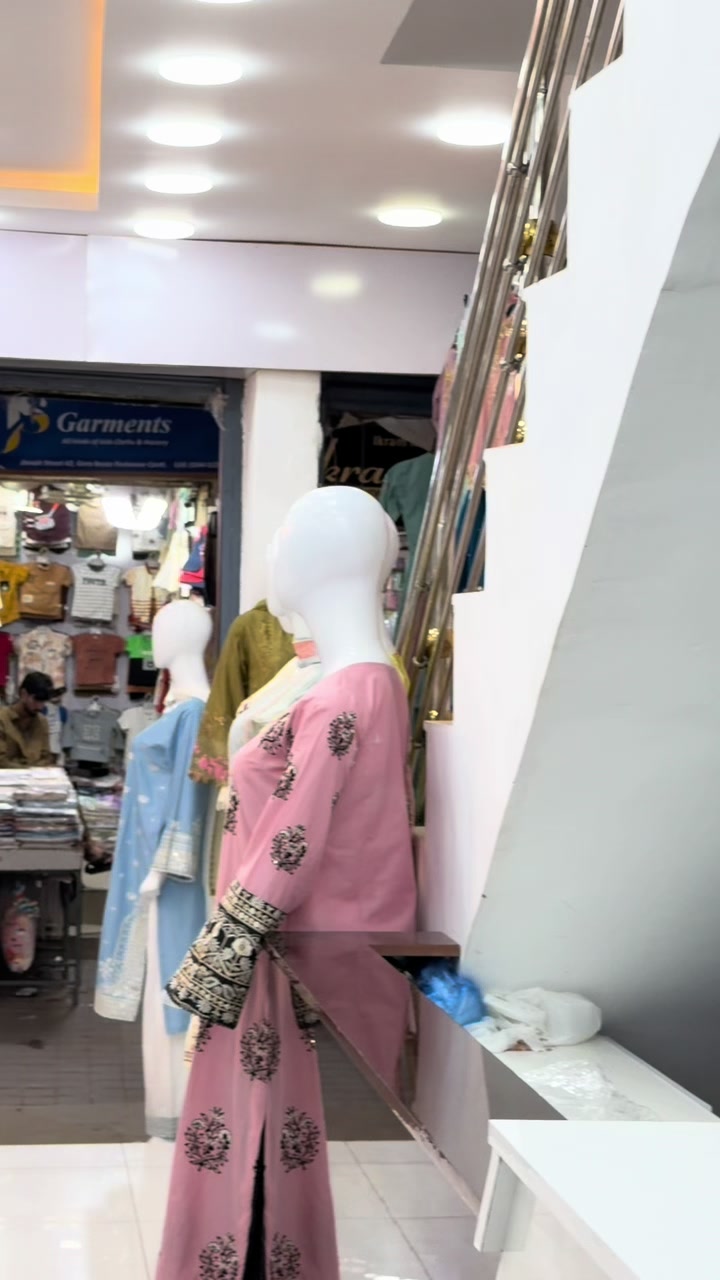 @Zoya Fashion