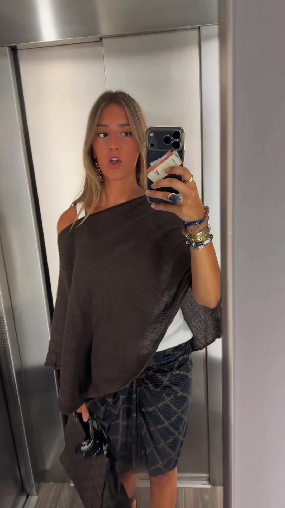 @Manuela