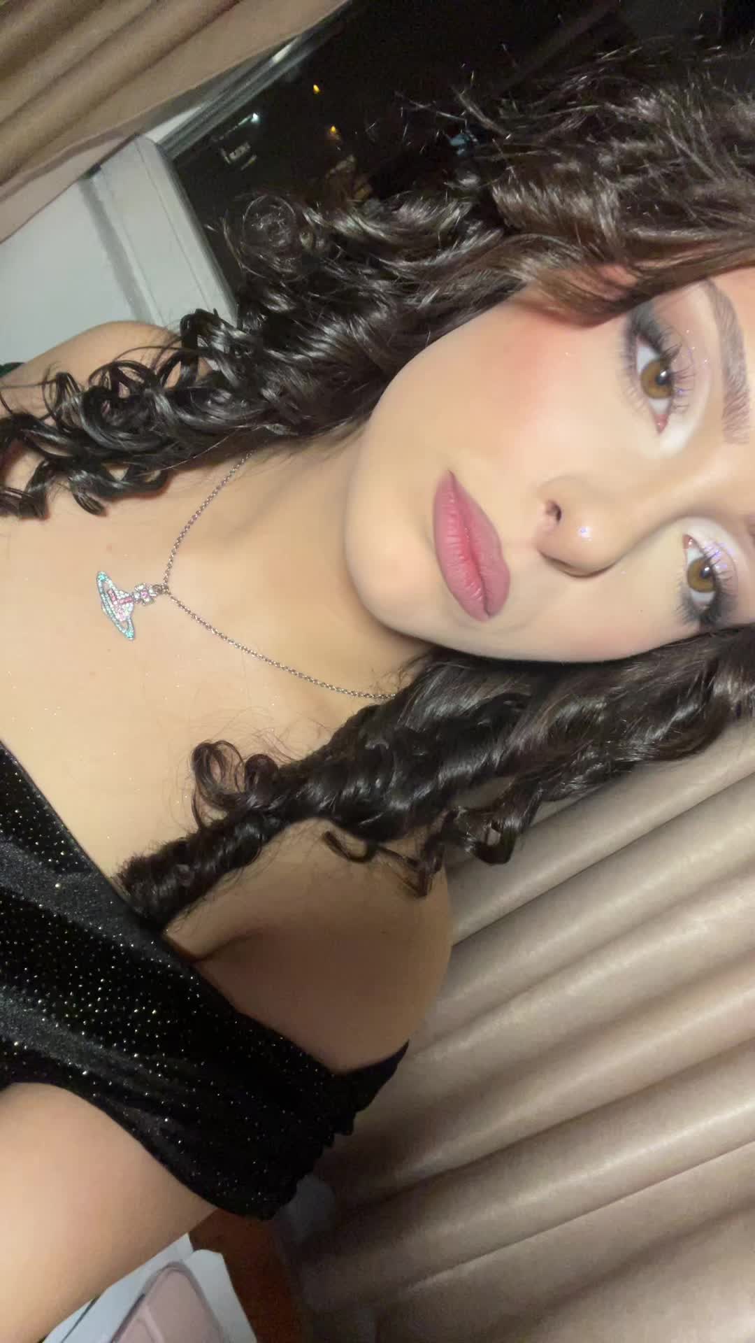 @1miruna