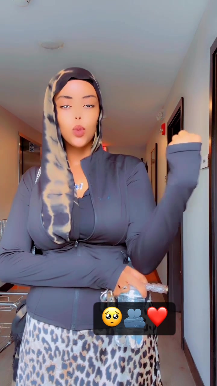 @Dhalgeesi🦁👸 💸💎🦋💃🏽