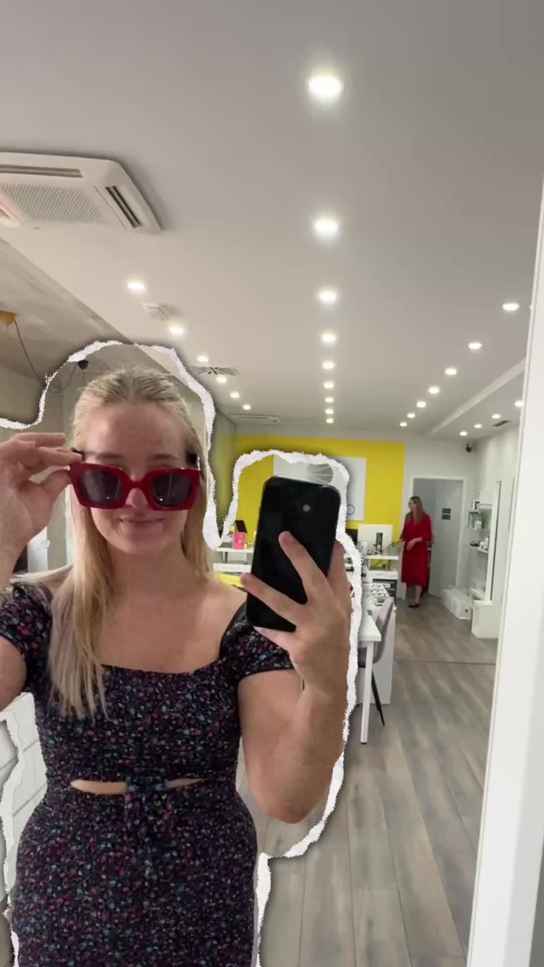 @Lara Juvančič