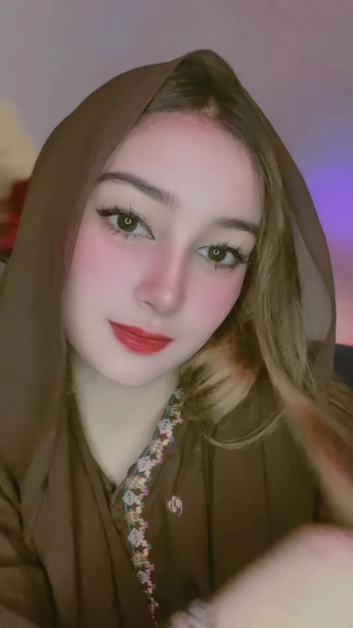@Itz_Guriya55 live account💛✈️