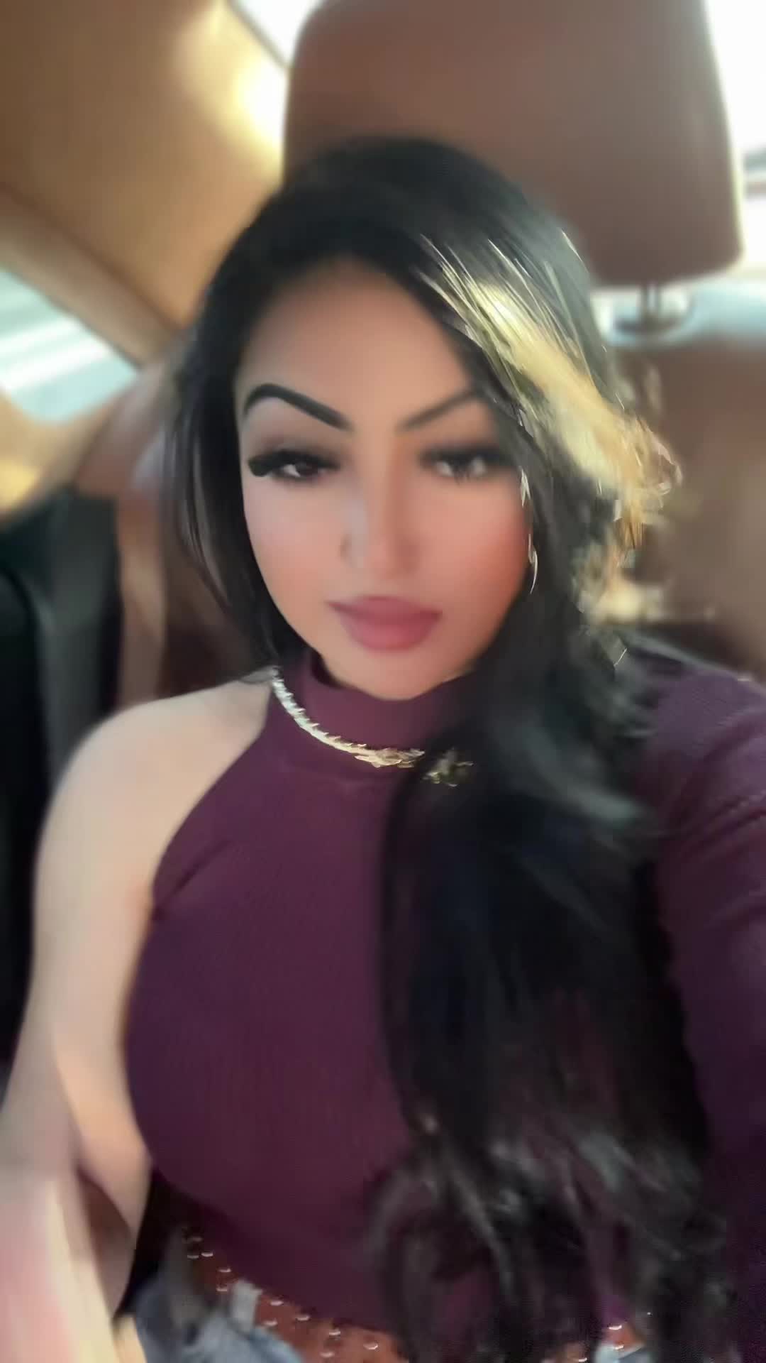 @Vivike007💋