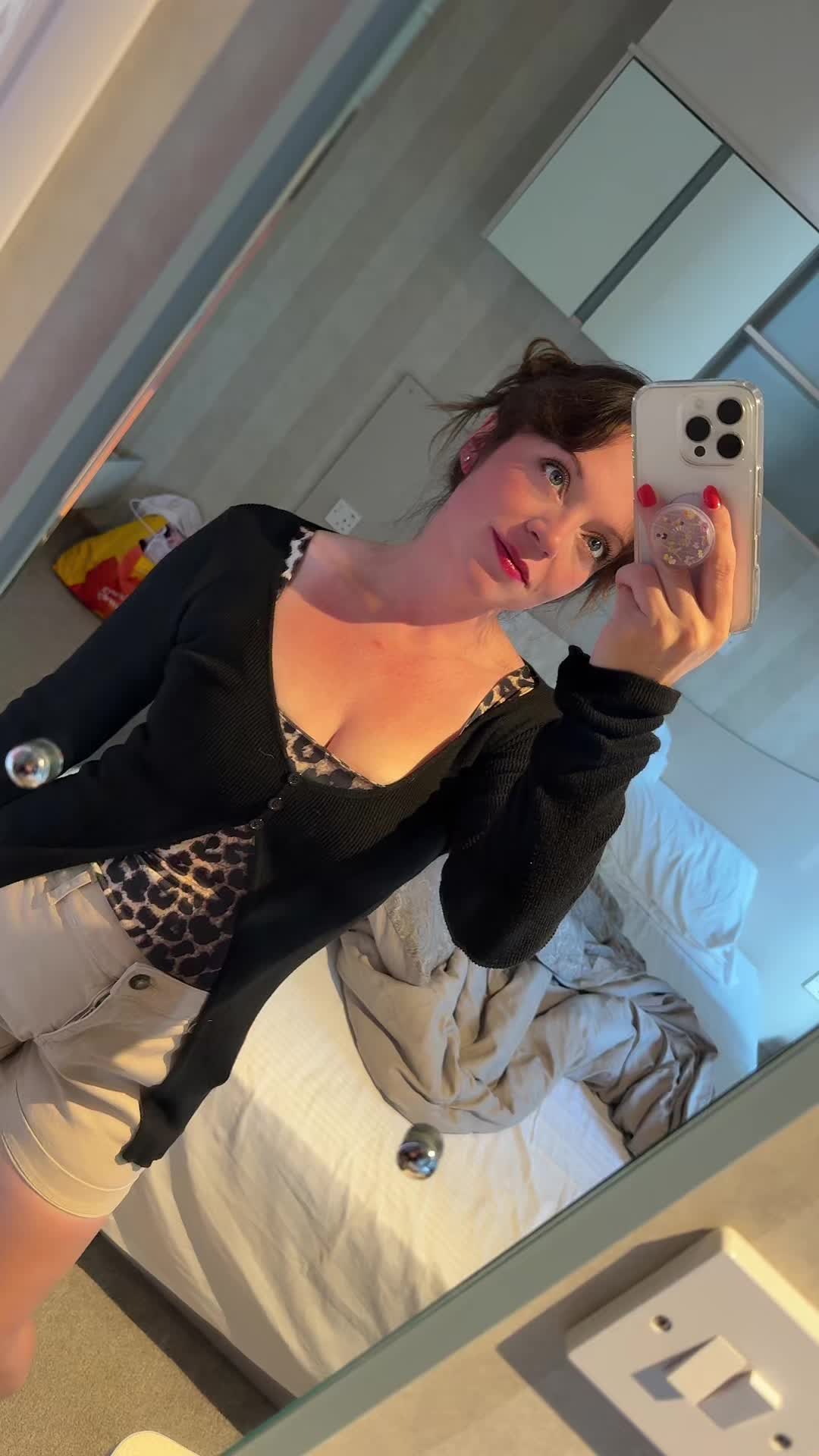 @Sarah 🦋