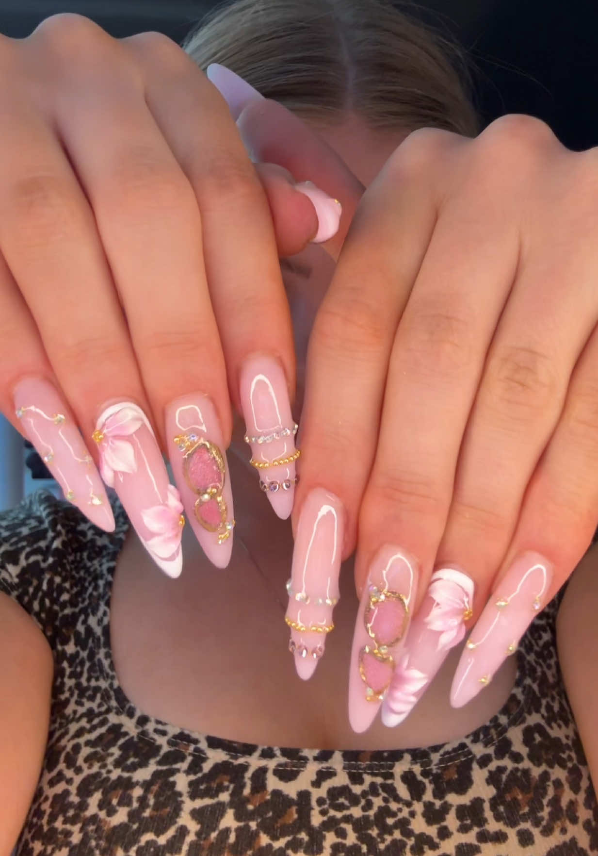 @Shiny Stone | Hedda 💅🏻