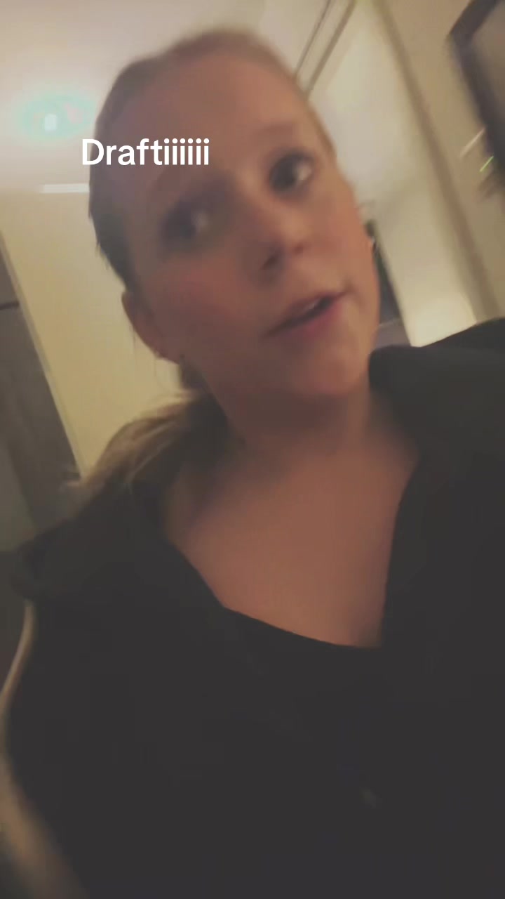 @Ella💕