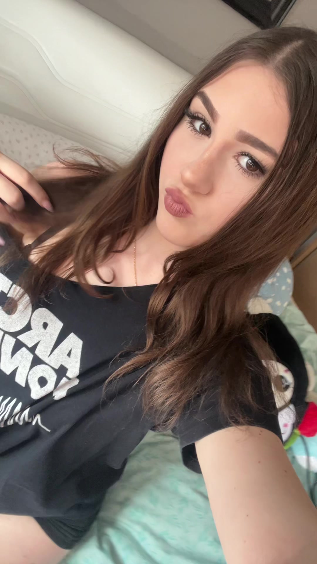@𝓽𝓸𝓷𝓲𝓪
