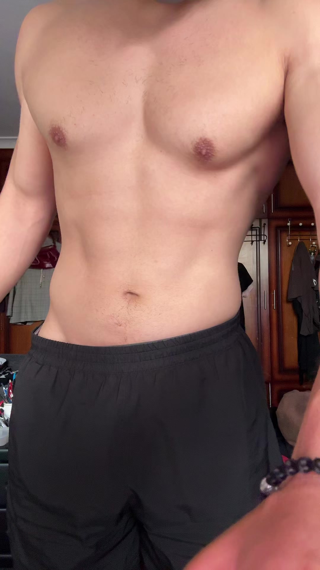 @EnikSuxks