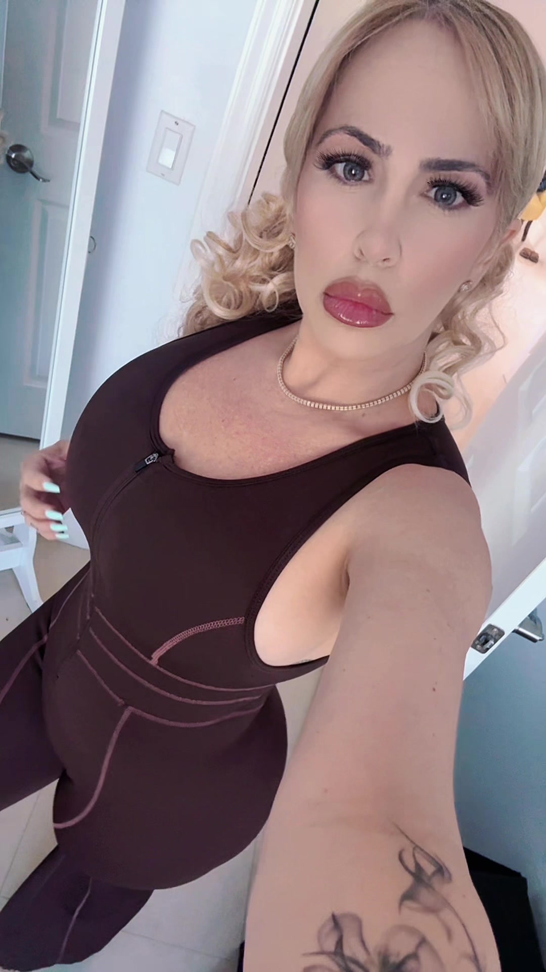 @𝐿𝑒𝒾𝒹𝓎𝓈 𝓅𝑒𝓇𝑒𝓏/Style