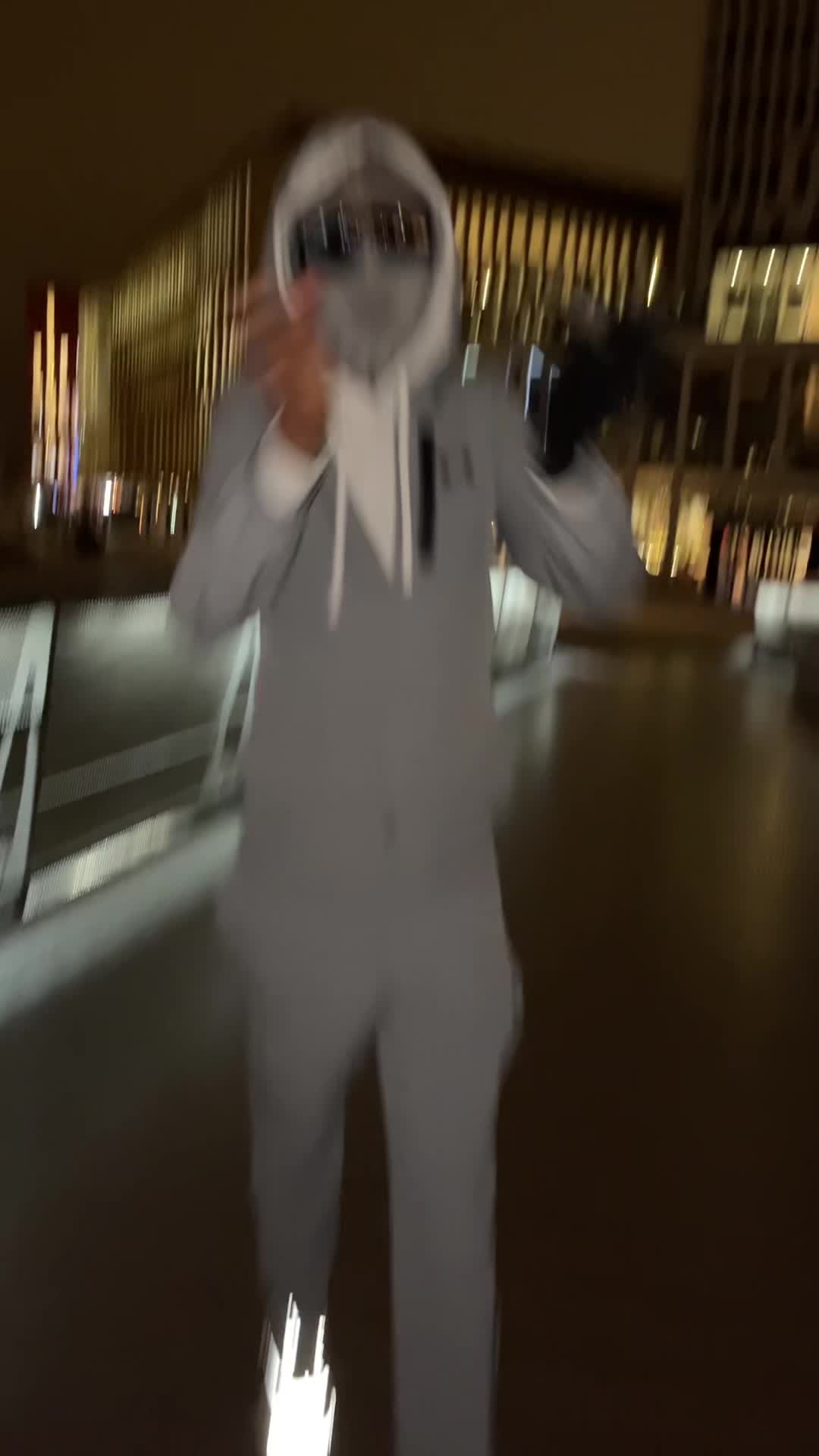 @wag1i