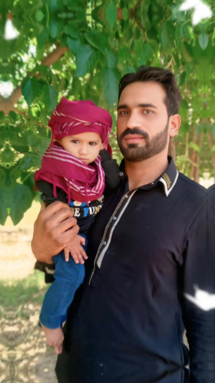 @QalabAbbas