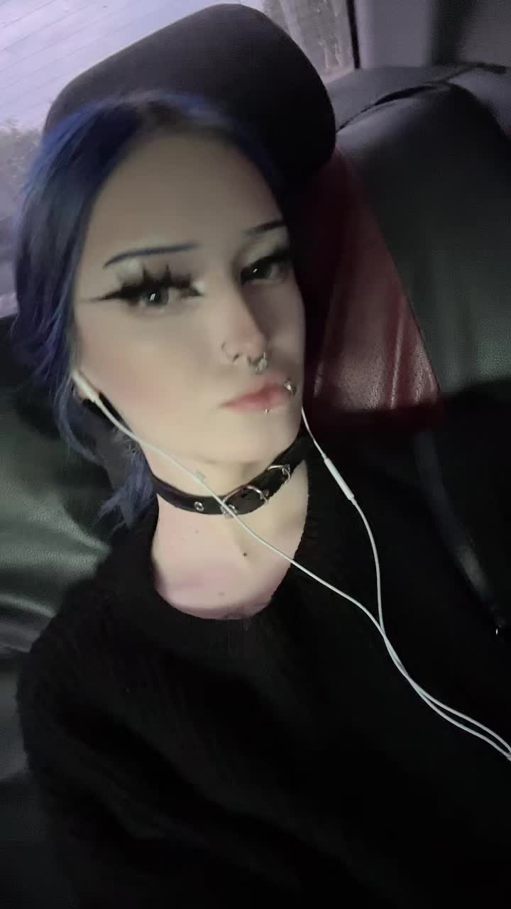 @мальвина