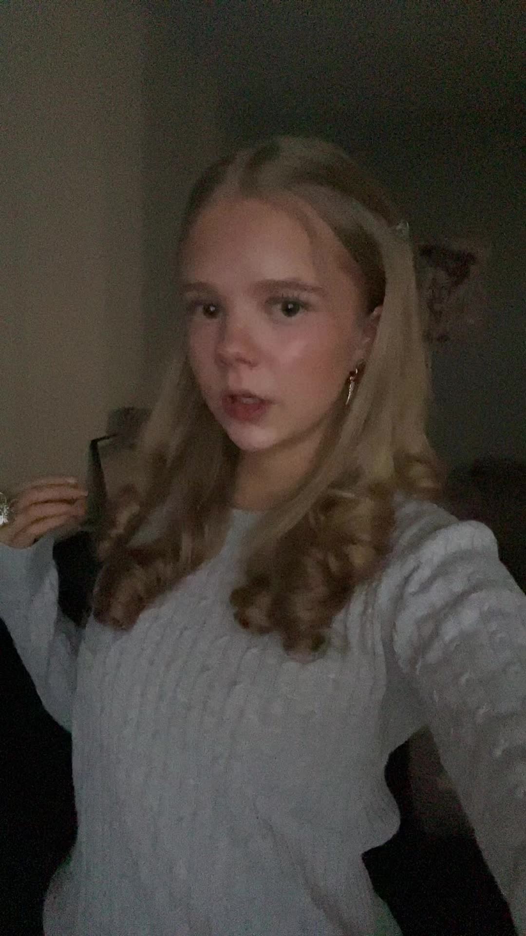 @𝑀𝑖𝑟𝑎🪽