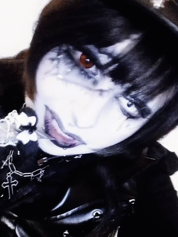 @𝐃𝐢𝐯𝐢𝐧𝐞