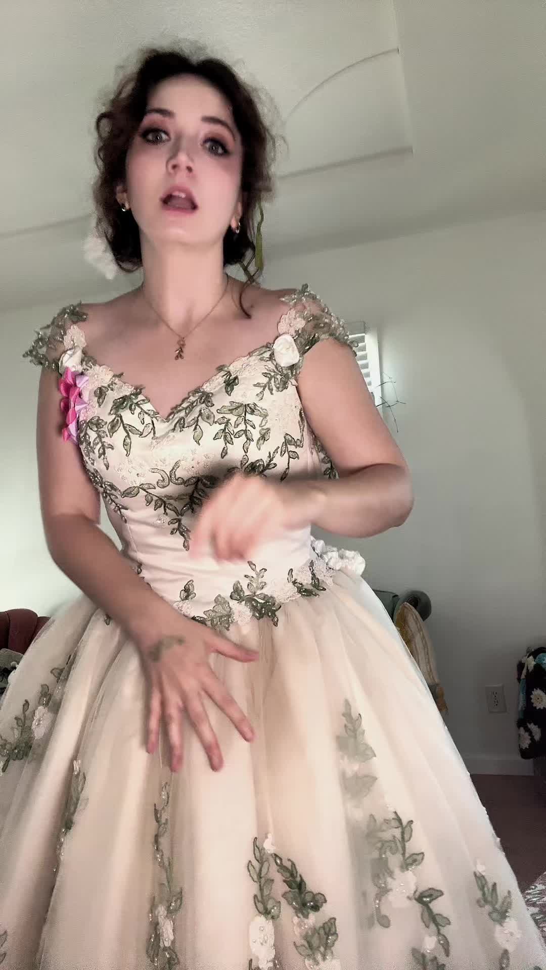 @Bee