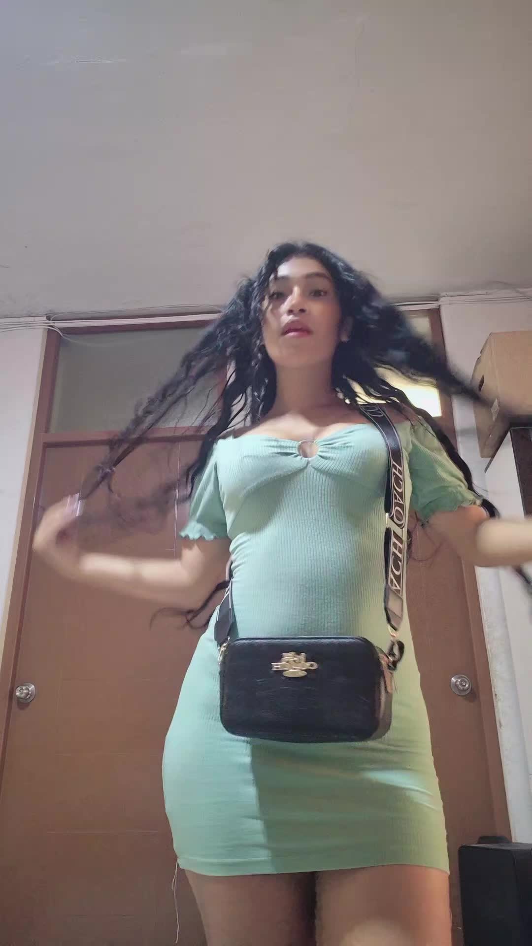 @m..