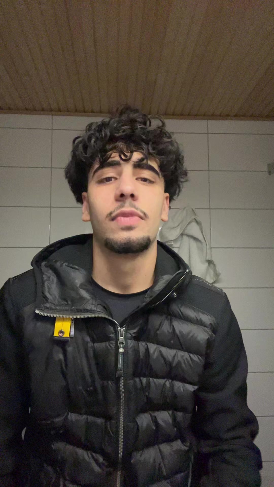 @𝒜𝒵💸