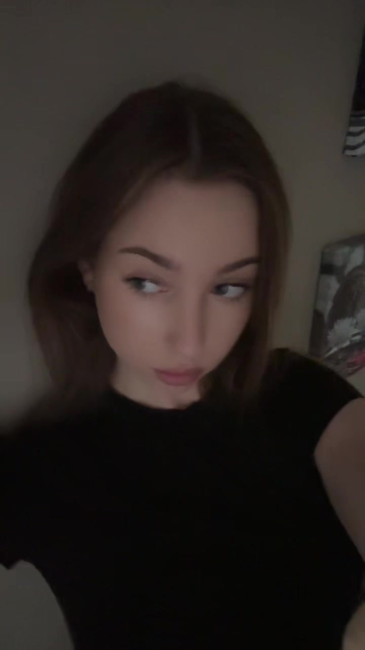 @аня аника