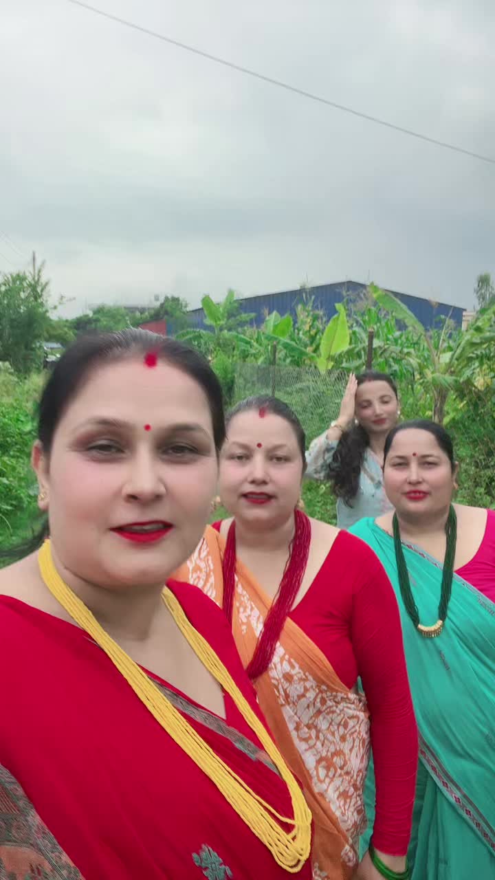 @Mina Oli