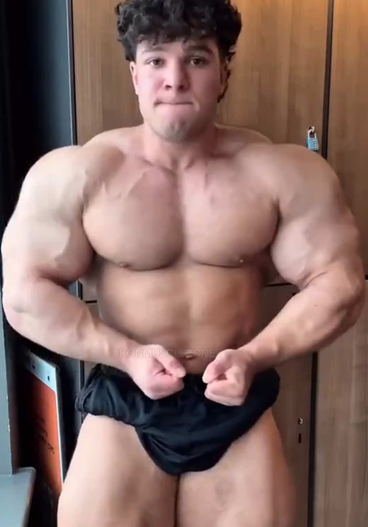 @ironmusclezone