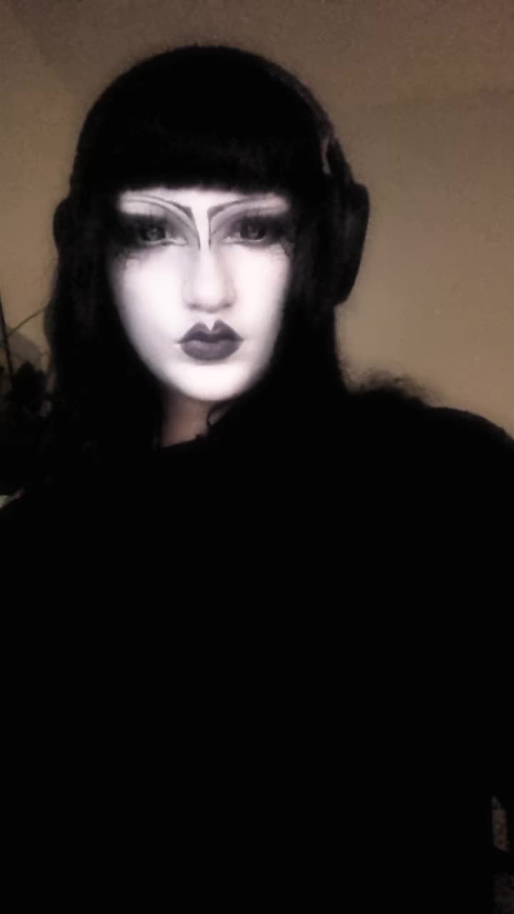 @sedated.doll