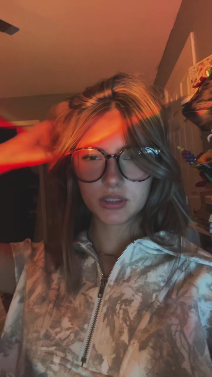 @️