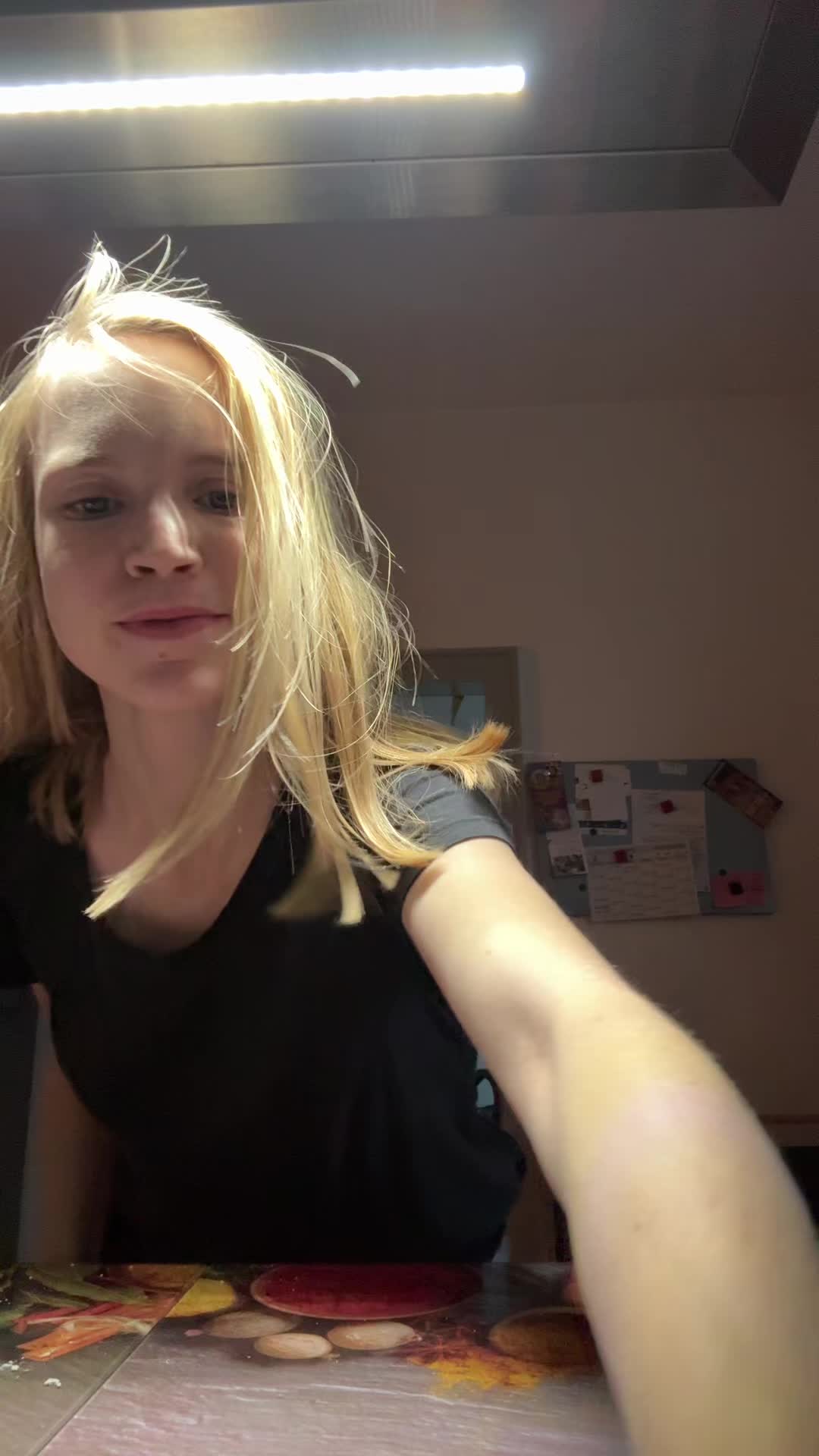@Sein_mädchen{M}